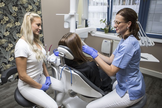 Řešení pomocí zubních implantátů na Dental Office H33 s.r.o.