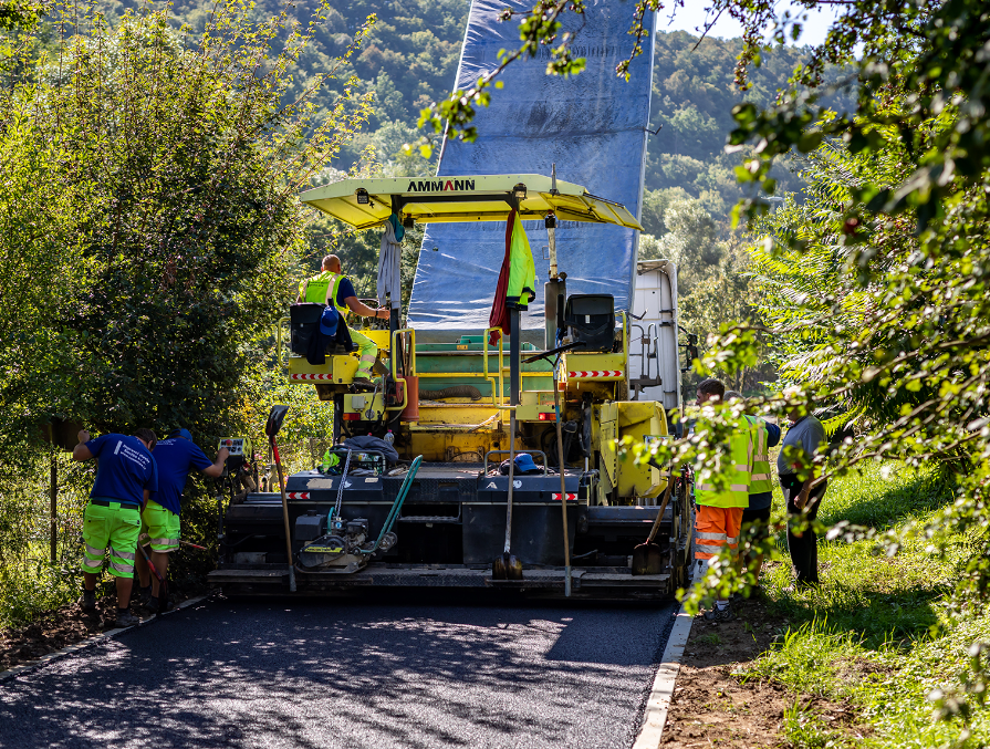 Výstavba silnic a komunikací Znojmo