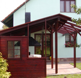 Přisazená pergola