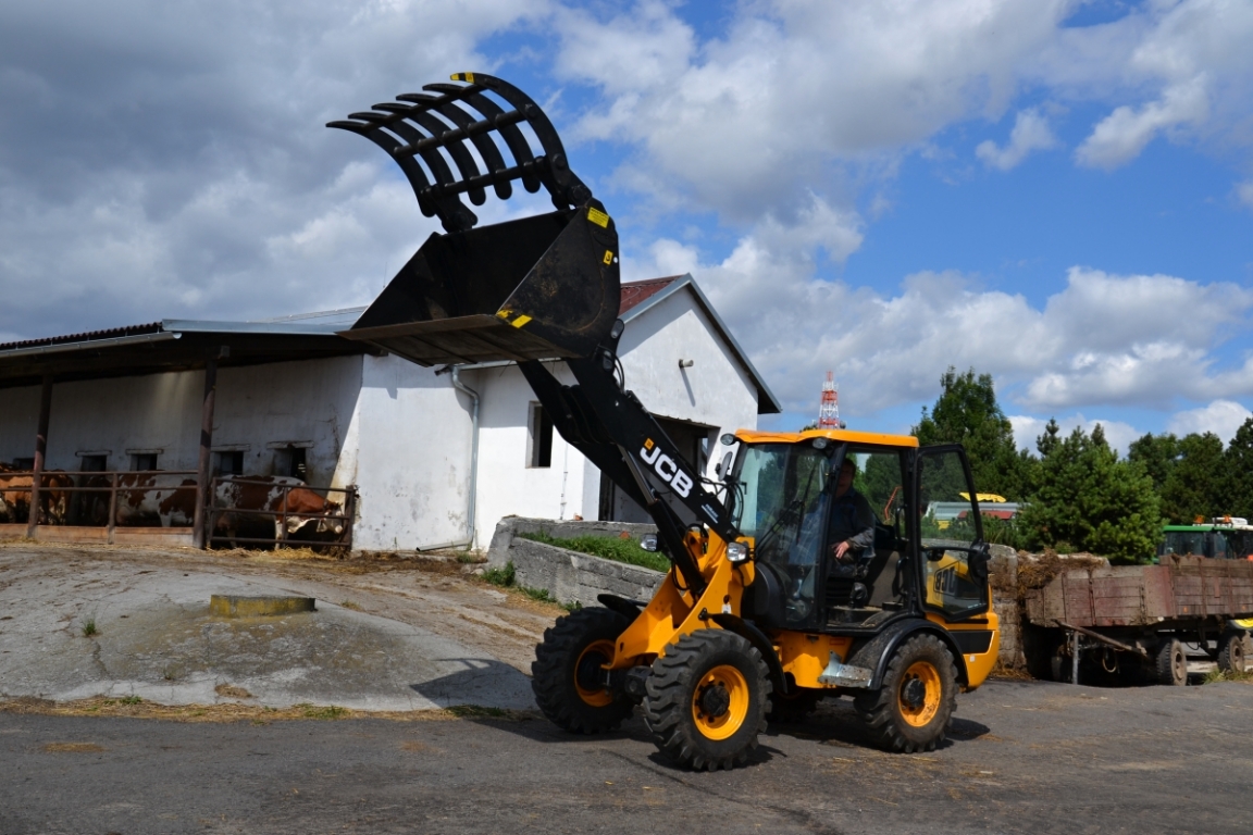 Prodej a servis zemědělské techniky