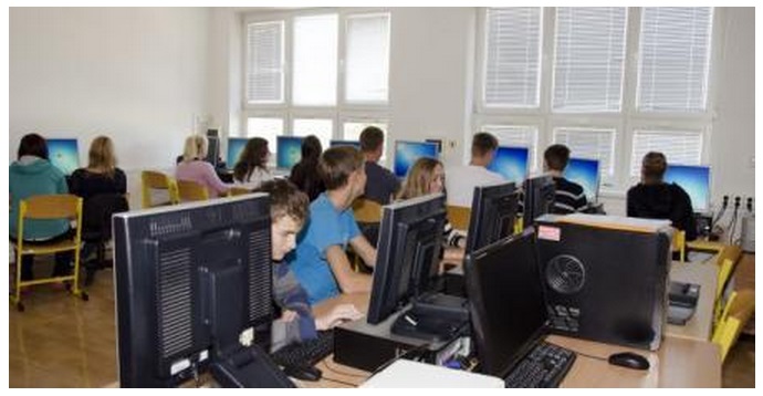 Obchodní akademie pro práci ekonoma i personalisty Třeboň