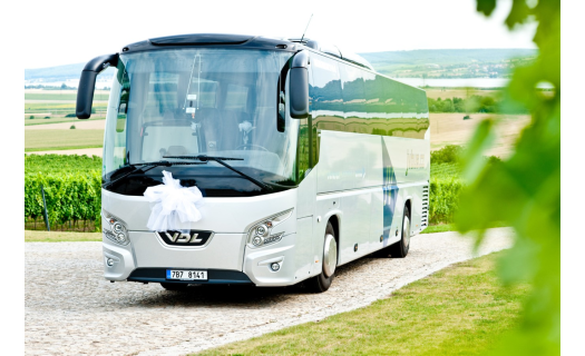 Bezpečná a pohodlná autobusová doprava pro vaši školu v Brně