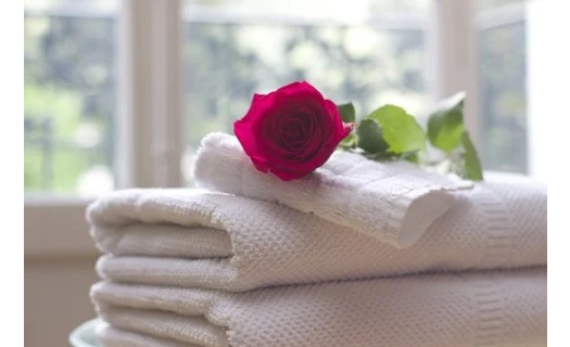 Reklamní ručníky, osušky, polštářky – výroba na zakázku