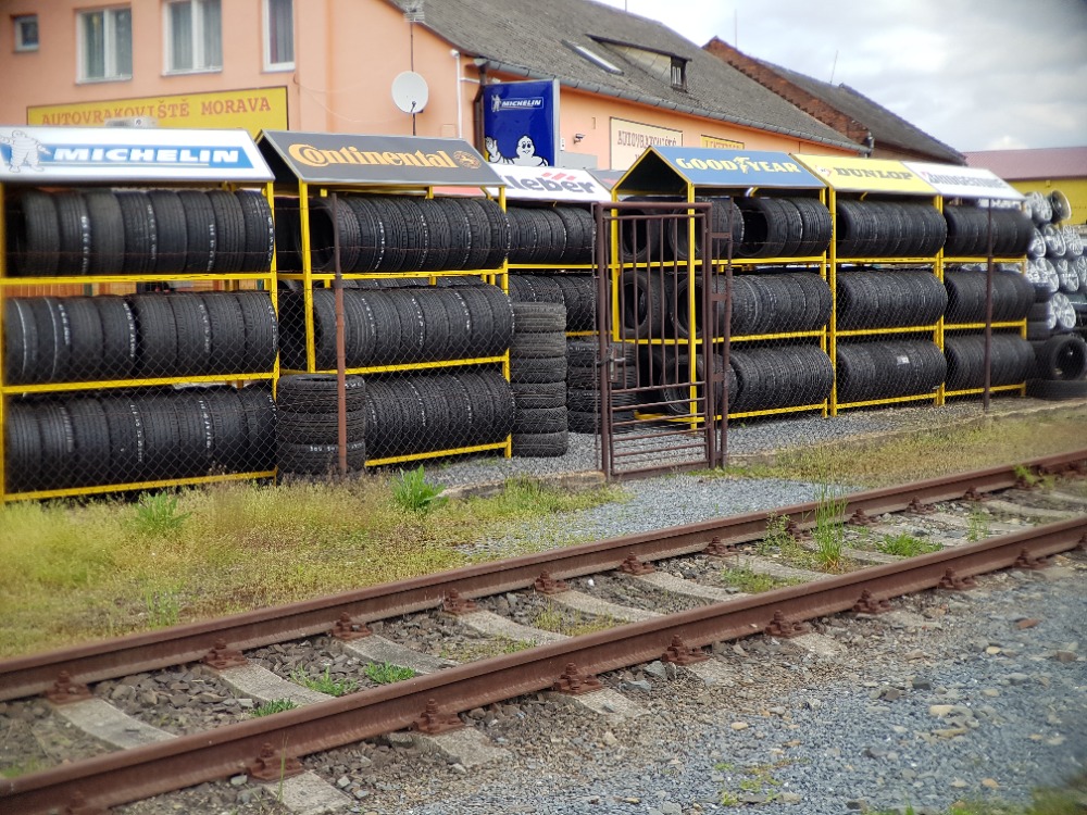 Prodej použitých pneumatik - pneubazar Olomouc