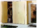 Dveře do šatních skříní, vestavěná šatní skříň s posuvnými dveřmi, montáž a výroba
