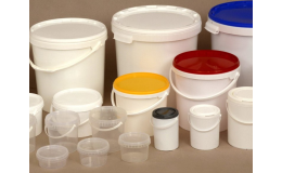 Výroba plastových kbelíků