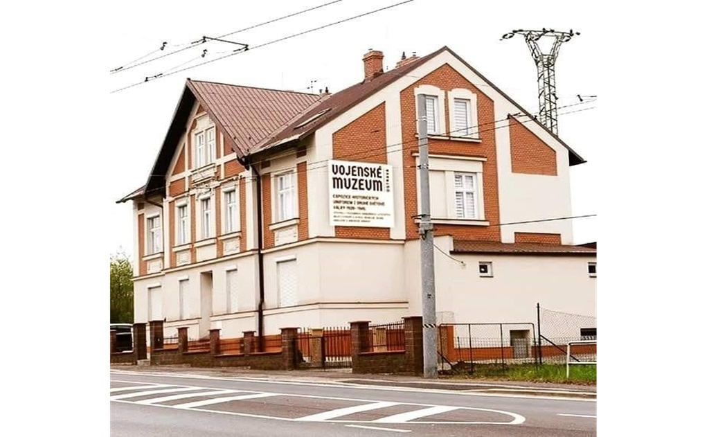 Vojenske muzeum a Kavarna Slezska Ostrava