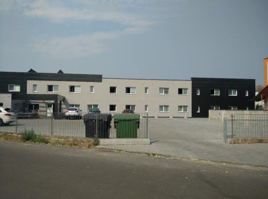 Ubytovna na letišti poskytuje krátkodobé i dlouhodobé ubytování na okraji Mladé Boleslavi.