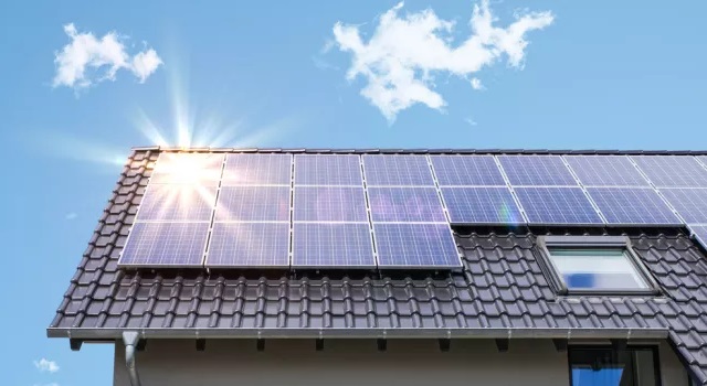 Úspory na energiích s komunitní energetikou PV Solutions