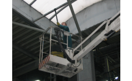 AVIAR cleaning company, s.r.o.: výškové práce spojené s mytím oken nechte na profesionálech